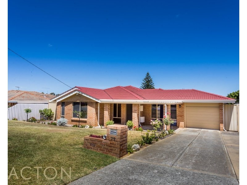 32 Leonard Way, Spearwood WA 6163