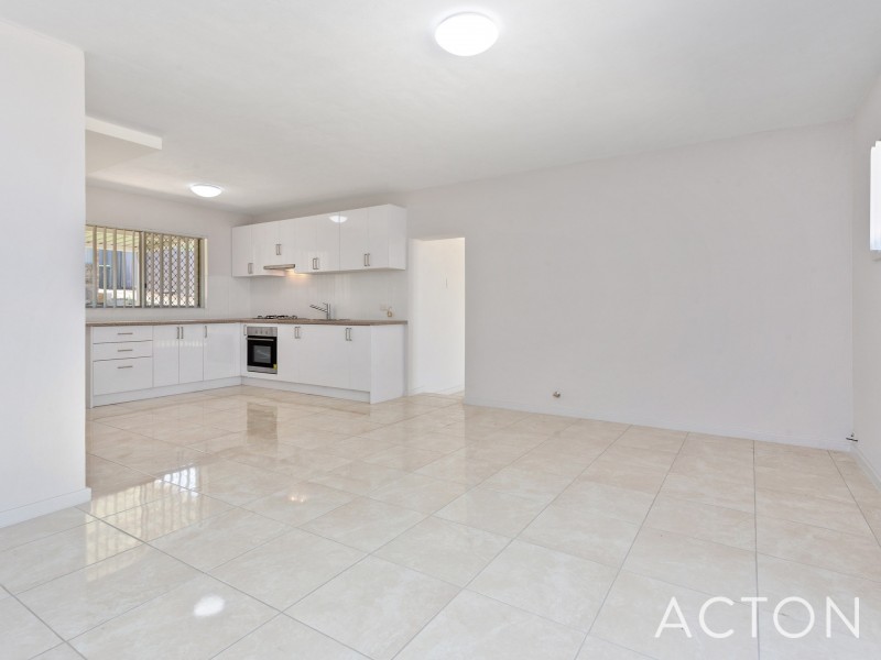 21 Maxworthy Place, Hamilton Hill WA 6163