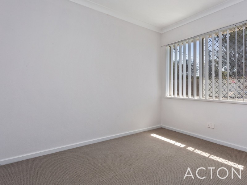 21 Maxworthy Place, Hamilton Hill WA 6163