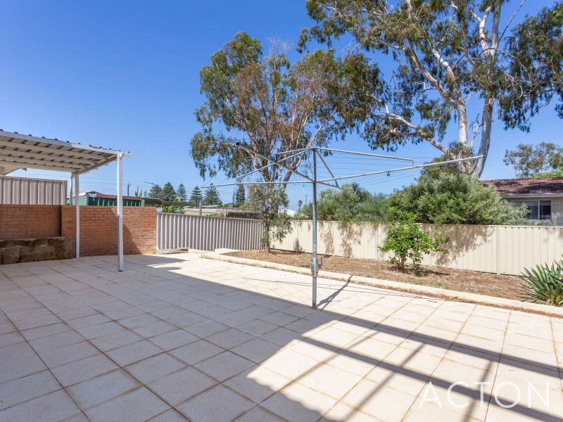 21 Maxworthy Place, Hamilton Hill WA 6163