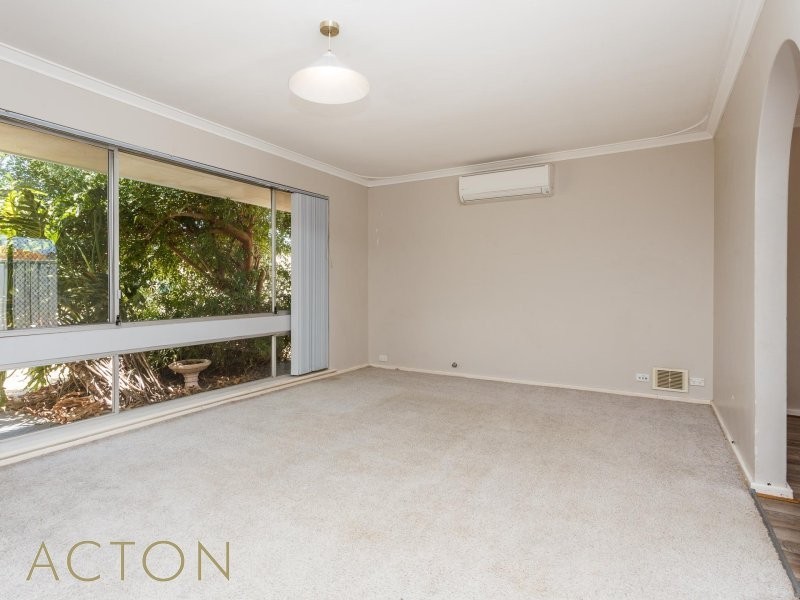 5 Juxon Place, Hamilton Hill WA 6163