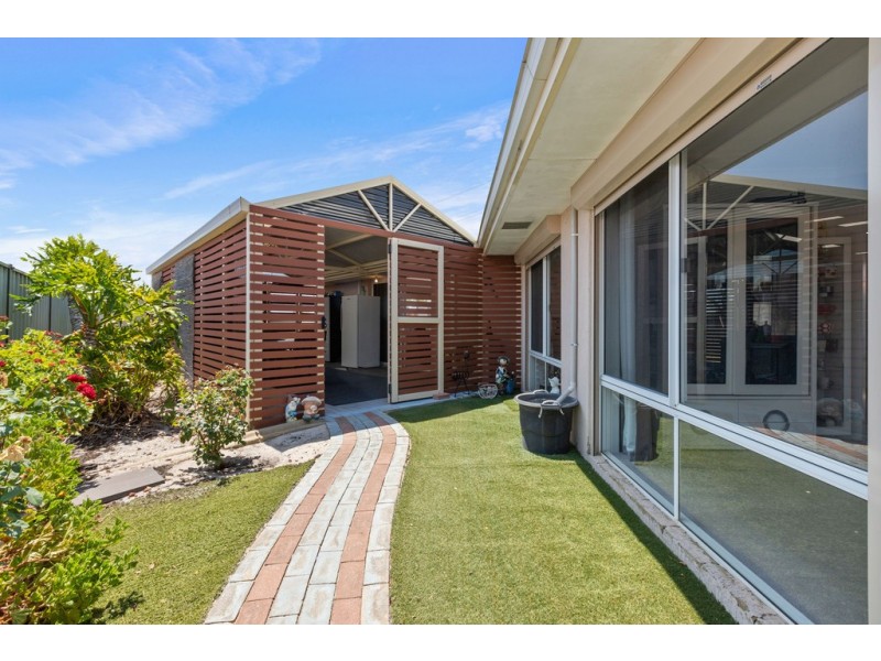 20 Manitoba Place, Success WA 6164