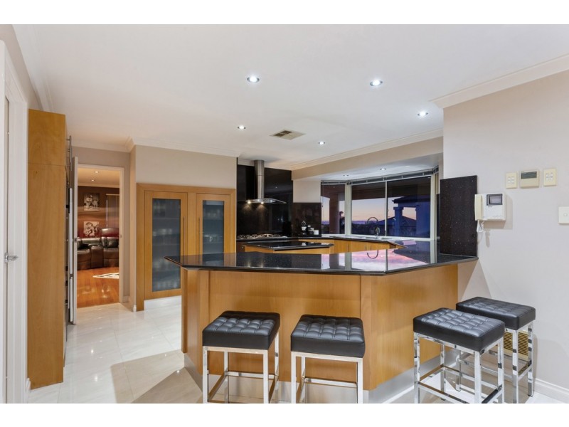 61 Castellon Crescent, Coogee WA 6166