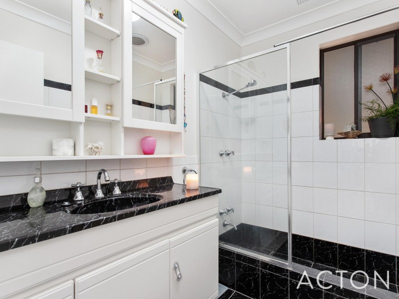 4/33 Galian Way, Spearwood WA 6163