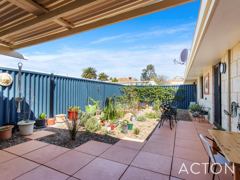 4/33 Galian Way, Spearwood WA 6163