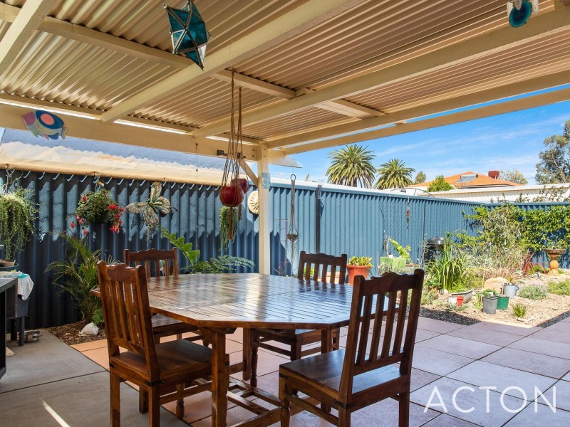 4/33 Galian Way, Spearwood WA 6163