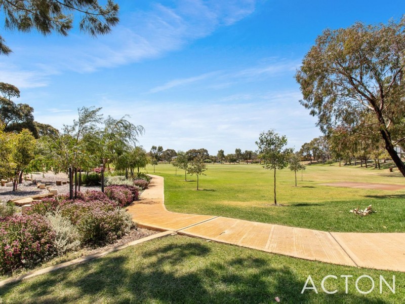 4/33 Galian Way, Spearwood WA 6163