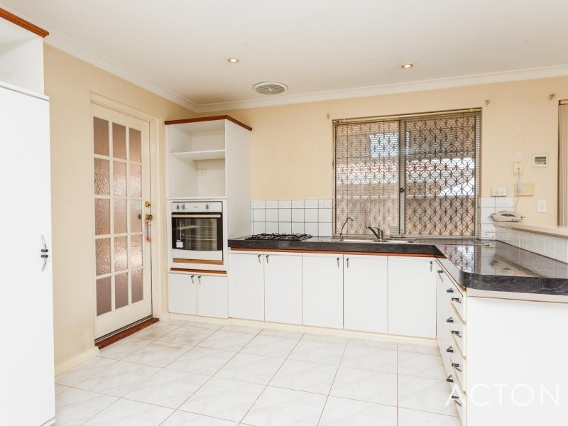 29 Carrello Circuit, Coogee WA 6166