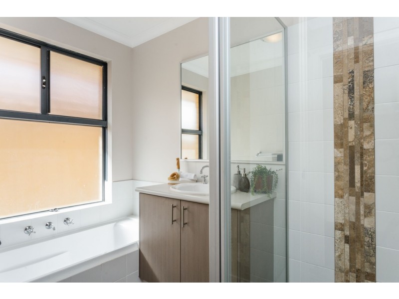 64 Birkett Avenue, Beeliar WA 6164