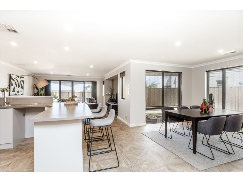 64 Birkett Avenue, Beeliar WA 6164