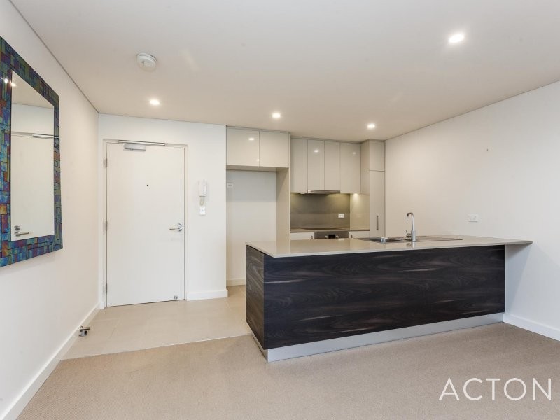 13/20 Medina Parade, North Coogee WA 6163