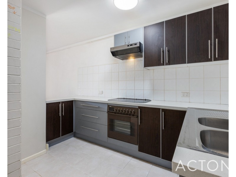 21/4 Southend Road, Hamilton Hill WA 6163