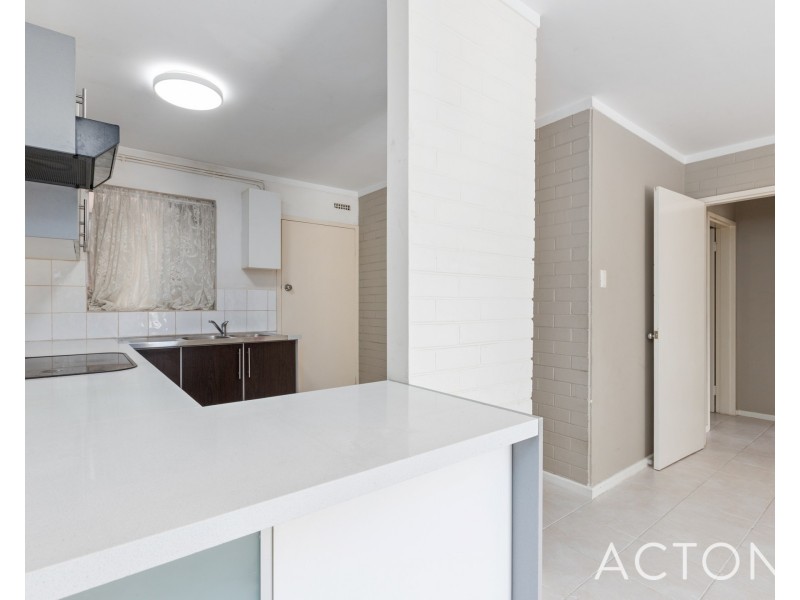 21/4 Southend Road, Hamilton Hill WA 6163