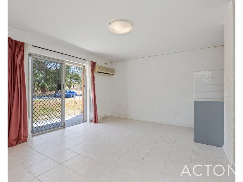 21/4 Southend Road, Hamilton Hill WA 6163
