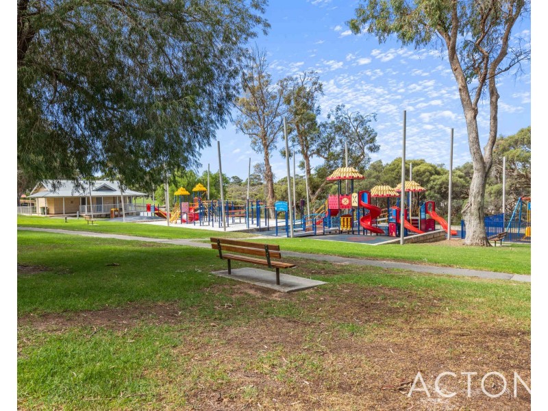 21/4 Southend Road, Hamilton Hill WA 6163