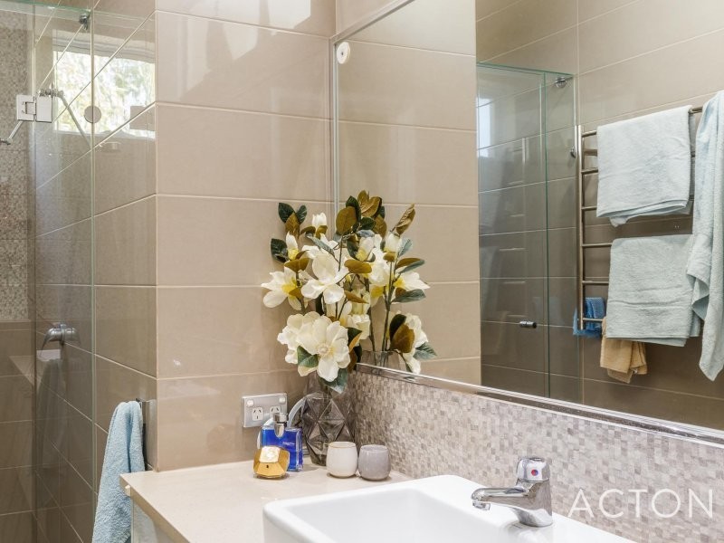 18/19 Perlinte View, North Coogee WA 6163