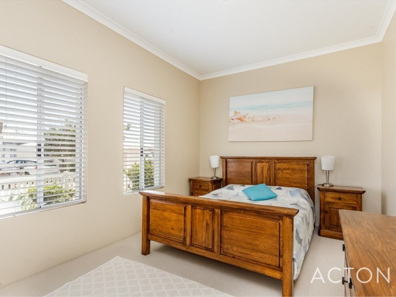 18/19 Perlinte View, North Coogee WA 6163