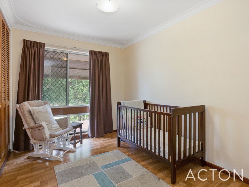 6 Ashbourne Way, Hamilton Hill WA 6163