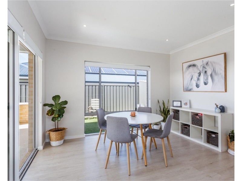 5 Fontina Road, Spearwood WA 6163