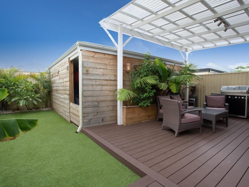 82 Entrance Road, Spearwood WA 6163