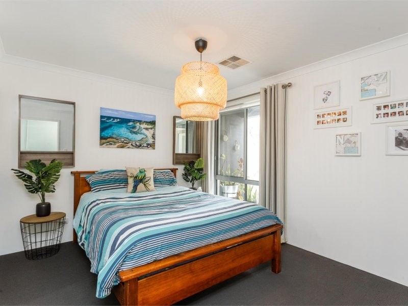 82 Entrance Road, Spearwood WA 6163