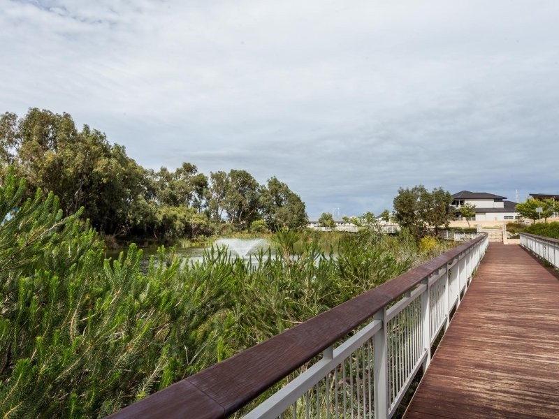 82 Entrance Road, Spearwood WA 6163