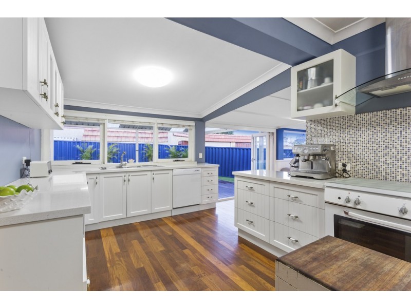 10 Strode Avenue, Hamilton Hill WA 6163