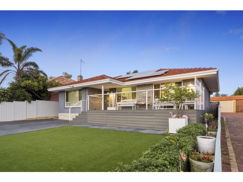 10 Strode Avenue, Hamilton Hill WA 6163