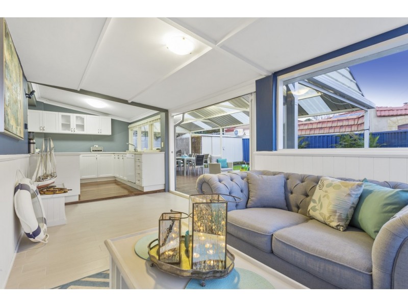 10 Strode Avenue, Hamilton Hill WA 6163