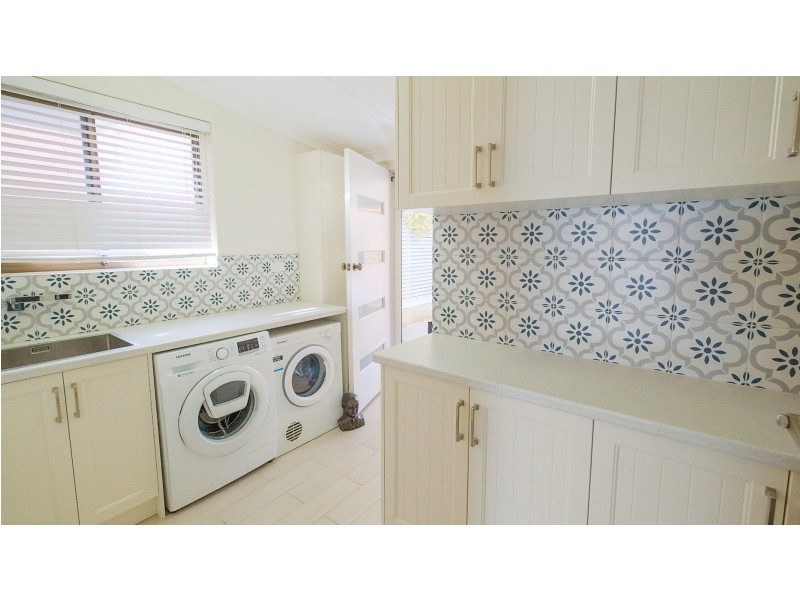 10 Strode Avenue, Hamilton Hill WA 6163