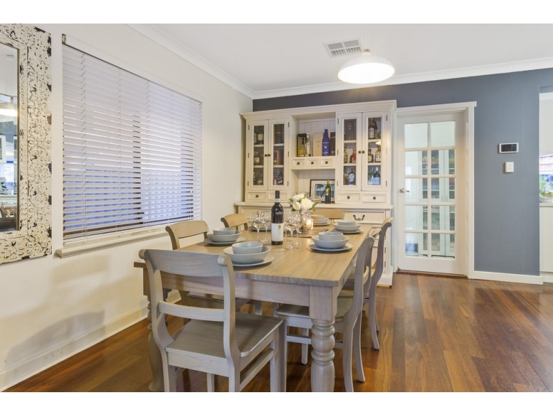 10 Strode Avenue, Hamilton Hill WA 6163