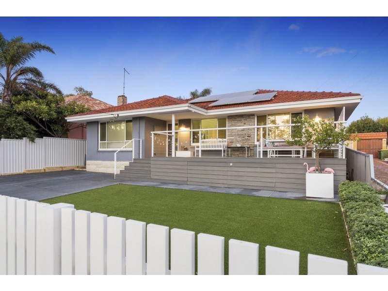 10 Strode Avenue, Hamilton Hill WA 6163