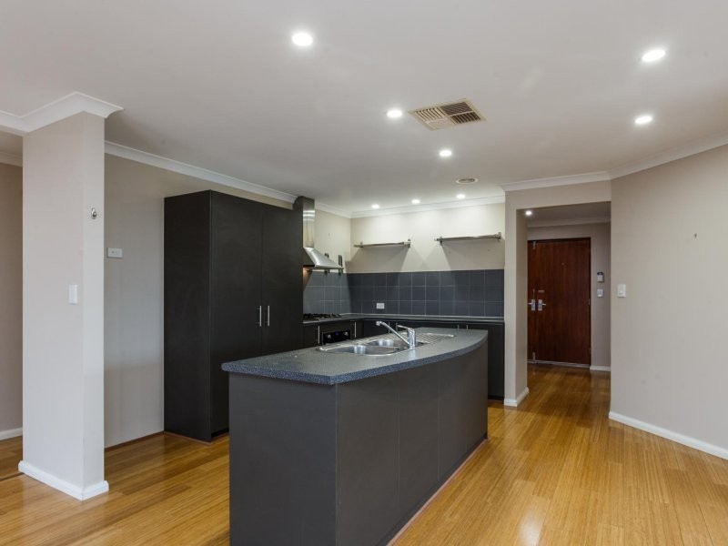 16 Silverpan way, Byford WA 6122