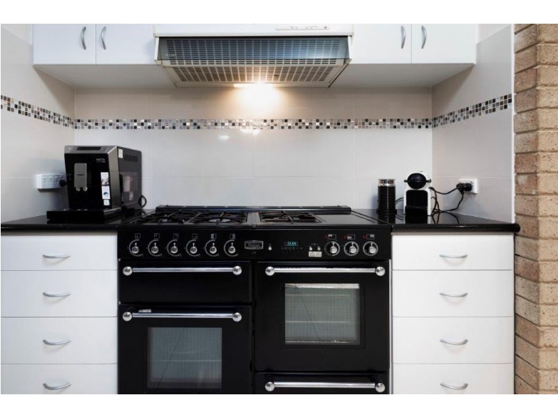 2 Lintott Way, Spearwood WA 6163