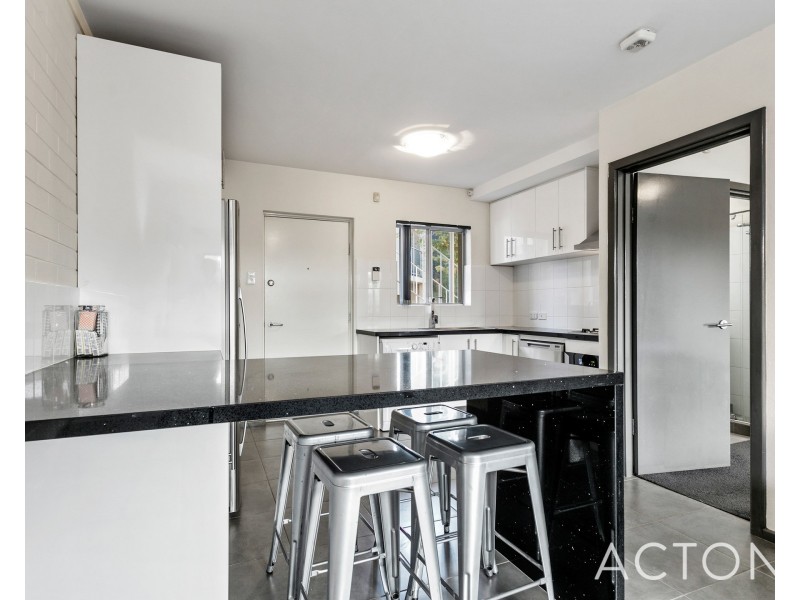 5/19 Coode Street, Fremantle WA 6160