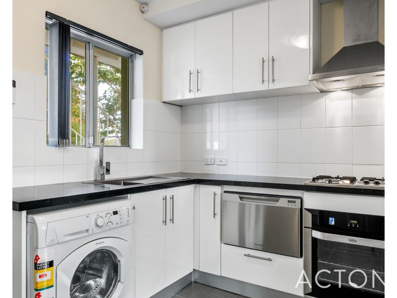 5/19 Coode Street, Fremantle WA 6160