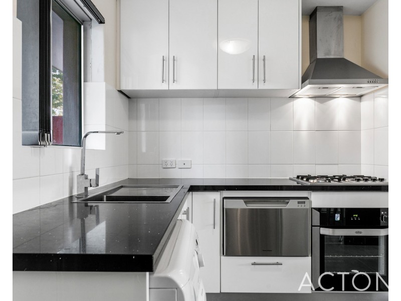 5/19 Coode Street, Fremantle WA 6160