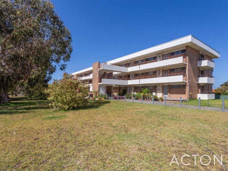 12/8 Fortini Court, Hamilton Hill WA 6163