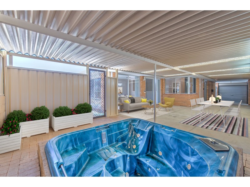 20 Conigrave Road, Yangebup WA 6164