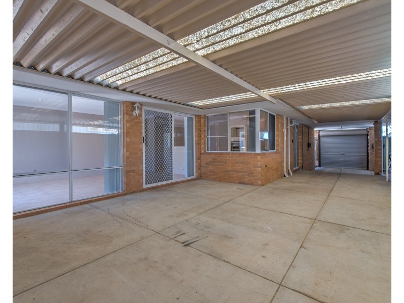 20 Conigrave Road, Yangebup WA 6164