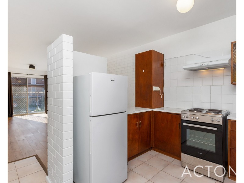 27/41 Davilak Avenue, Hamilton Hill WA 6163