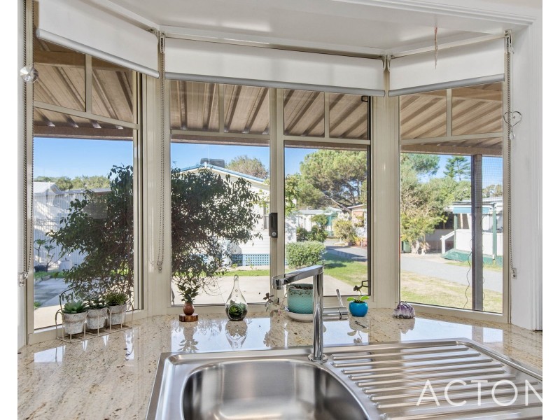 117/3 Powell Road, Coogee WA 6166