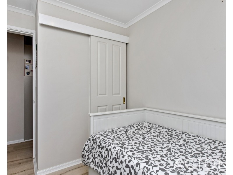 117/3 Powell Road, Coogee WA 6166