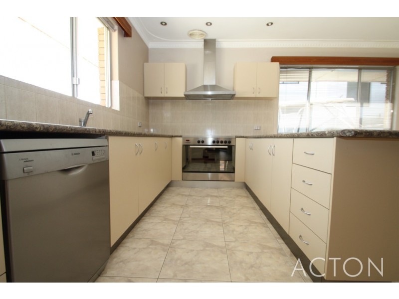 15 Rigby Avenue, Spearwood WA 6163