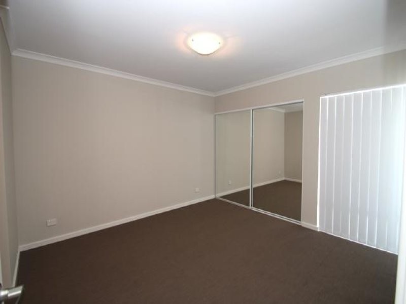 4/21 Edeline Street, Spearwood WA 6163