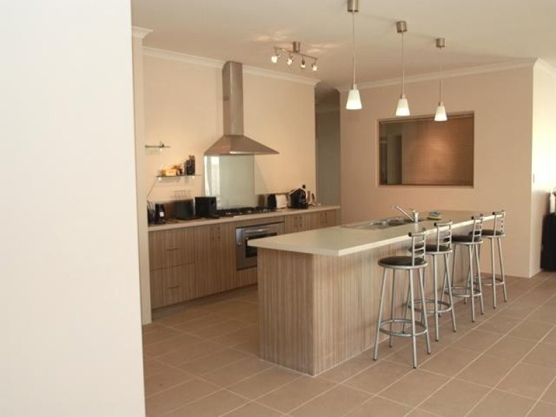 627 Rockingham Road, Munster WA 6166