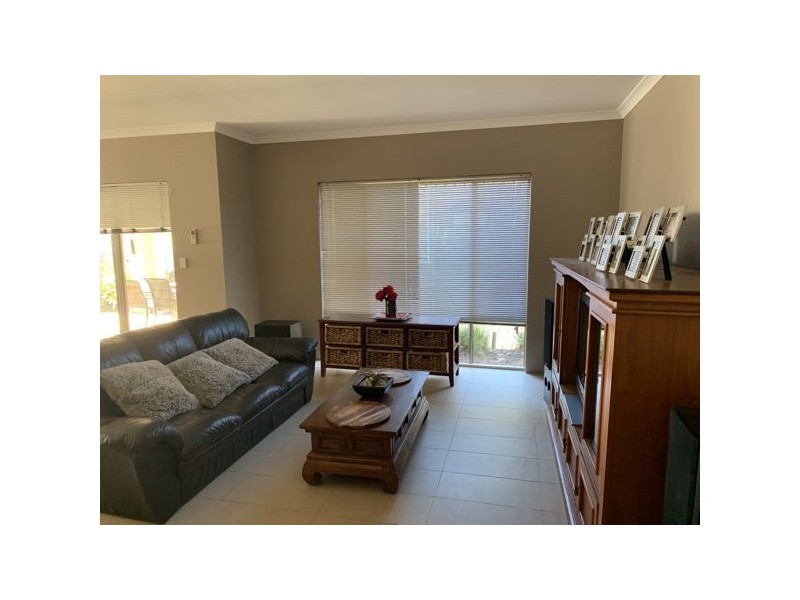 627 Rockingham Road, Munster WA 6166