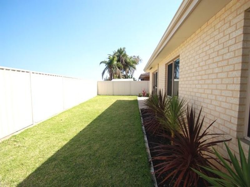 627 Rockingham Road, Munster WA 6166