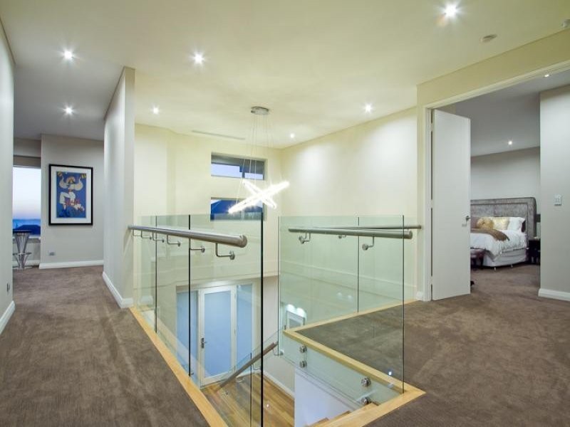 16 Hydaspe Vista, North Coogee WA 6163