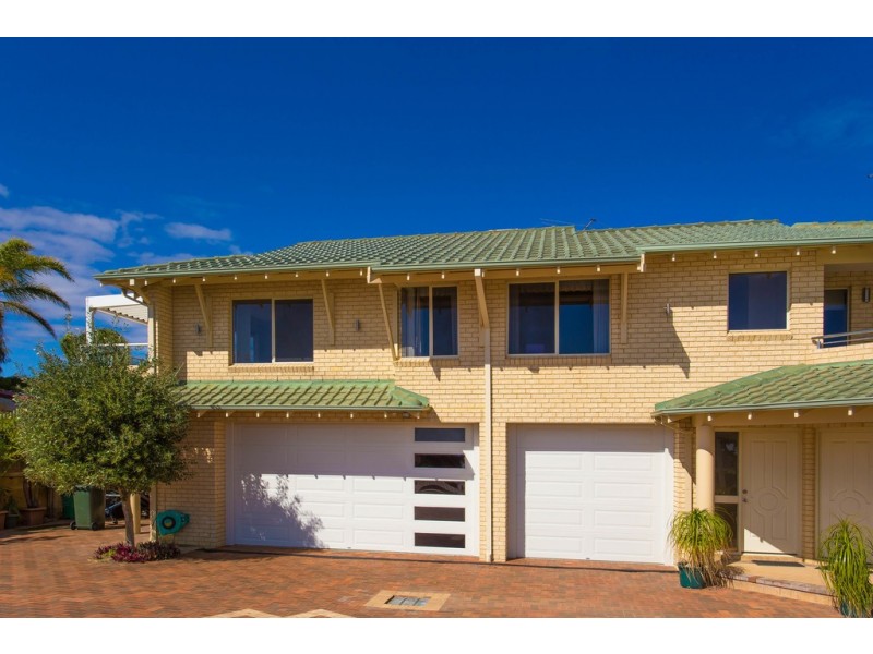 6 The Cove, Coogee WA 6166